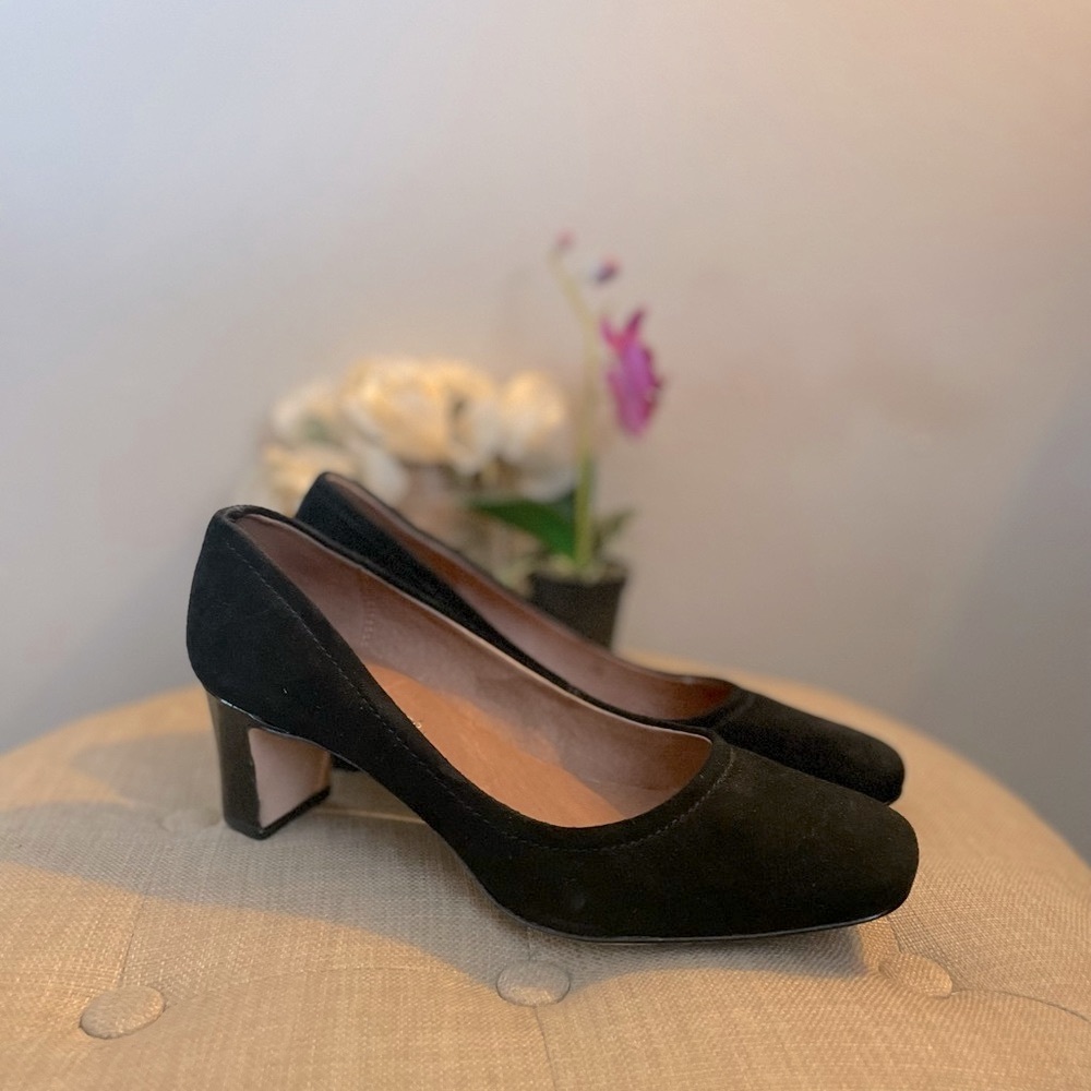 Donald J Pliner Black Suede Shoes - Size 6.5 - Picture 3 of 11